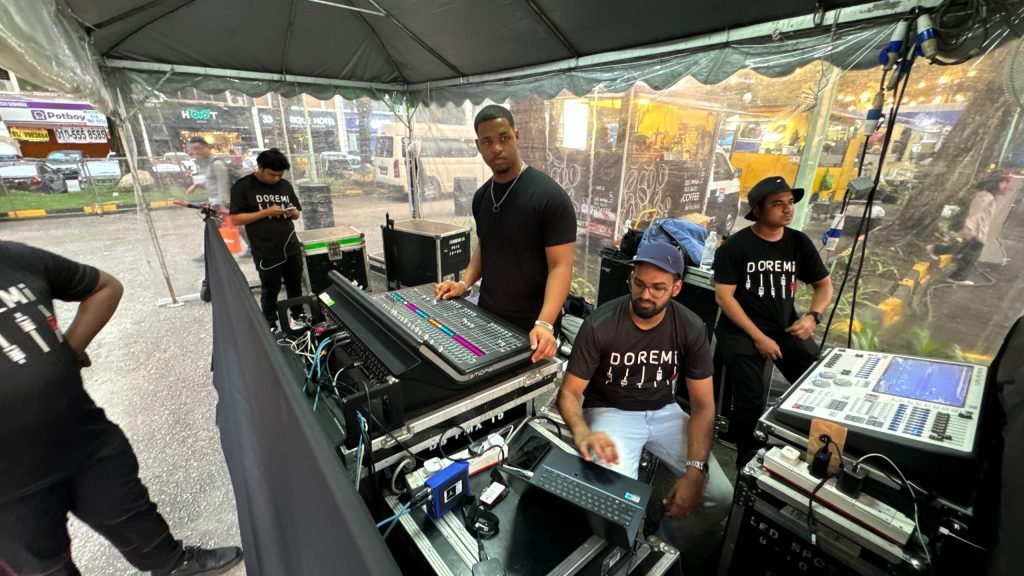 Things to Consider When Choosing An Event Production Company In Malaysia For International Clients 2 tech-savvy event planner
